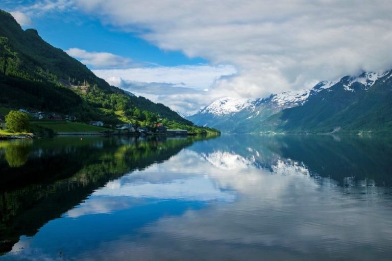 
Hardangerfjord